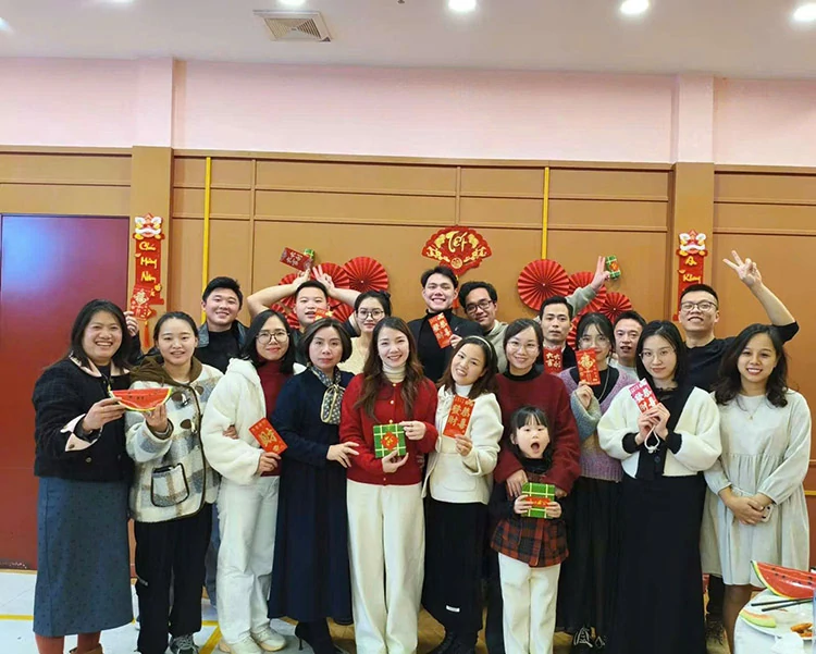 Hội người Việt Nam tại Trùng Khánh - Tứ Xuyên (Trung Quốc) gặp mặt đầu năm mới..webp